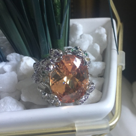 Cocktail Ring - Picture 2 of 5